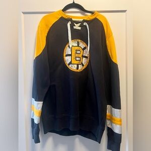 Bruins “Vintage” Crewneck, size M
